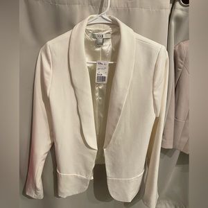 Forever 21 white blazer. Tuxedo style.